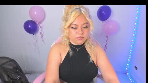 Snapshot of arthemiss033 chatting on 1, 10, 2025 Val online show from 1, 10, 2025