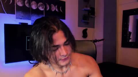 I AM HERE online show from 5, 6, 2026