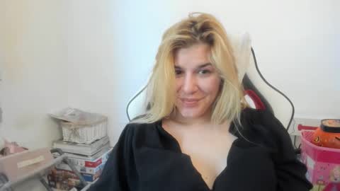 MIA online show from 4, 11, 2025