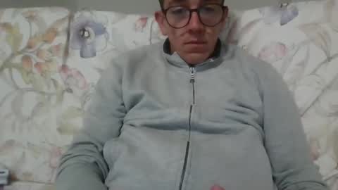 Snapshot of arturpaulval chatting on 8, 2, 2025 arturpaulval online show from 8, 2, 2025