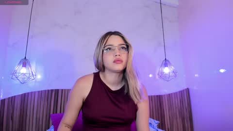 Snapshot of ary1_ chatting on 9, 3, 2025 Ary online show from 9, 3, 2025