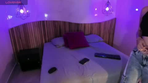 Snapshot of ary1_ chatting on 11, 3, 2025 Ary online show from 11, 3, 2025