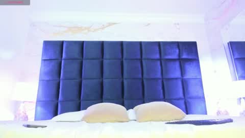 Snapshot of ary1_ chatting on 12, 11, 2025 Ary online show from 12, 11, 2025