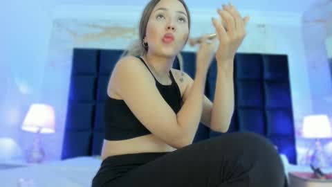 Snapshot of ary1_ chatting on 28, 11, 2025 Ary online show from 28, 11, 2025