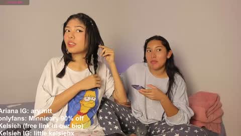 Snapshot of ary_and_kel chatting on 18, 12, 2024 Ariana and Kelsieh online show from 18, 12, 2024