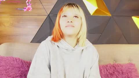 sofia online show from 4, 8, 2026