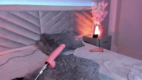 ARY THOMPSON online show from 14, 12, 2024