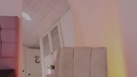 arycooper_ online show from 4, 6, 2026
