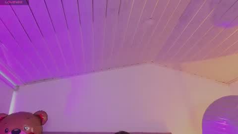 arycooper_ online show from 6, 8, 2026