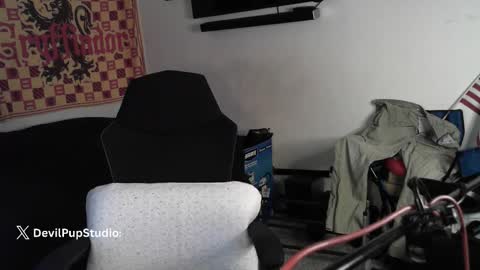 devilPup75 online show from 2, 11, 2025