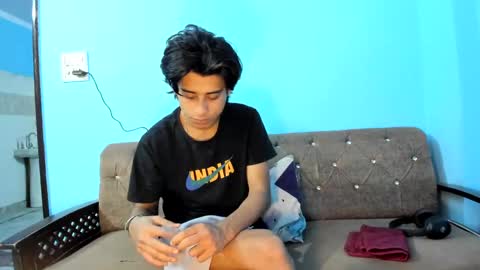 ash2730 online show from 10, 3, 2025