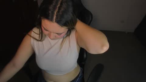 Snapshot of ash_smith1 chatting on 22, 12, 2025 ash_smith1 online show from 22, 12, 2025