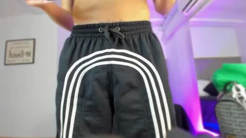 ash_valentine online show from 30, 6, 2026
