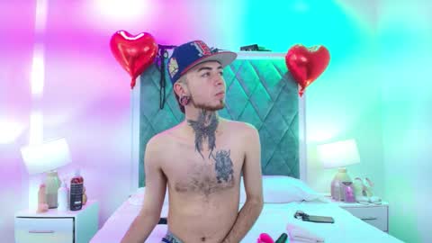 Snapshot of asha_zuri_and_adam chatting on 21, 10, 2025 asha_zuri_and_adam online show from 21, 10, 2025