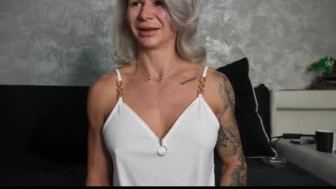 Snapshot of ashadevon_fit chatting on 13, 10, 2025 Asha online show from 13, 10, 2025