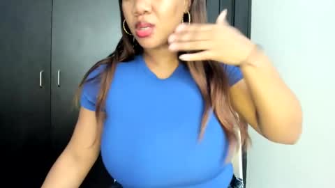 ashanty_1012 online show from 18, 1, 2025