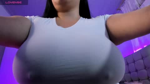ashanty_vera01 online show from 8, 3, 2025