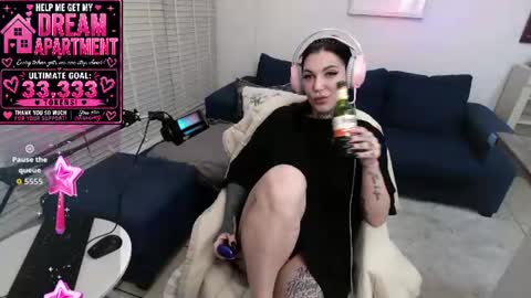 Ashley Faye online show from 5, 8, 2026