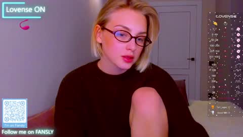 Snapshot of ashbunny_ chatting on 28, 1, 2025 your pretty Ashley online show from 28, 1, 2025