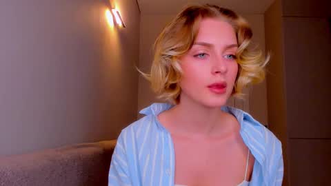 Snapshot of ashbunny_ chatting on 9, 3, 2025 your pretty Ashley online show from 9, 3, 2025