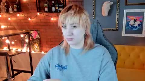 Snapshot of asheluck chatting on 11, 9, 2025 AshleyAshe  online show from 11, 9, 2025