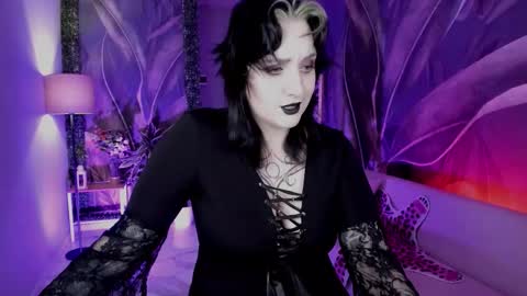 Snapshot of asheluck chatting on 16, 10, 2025 AshleyAshe  online show from 16, 10, 2025