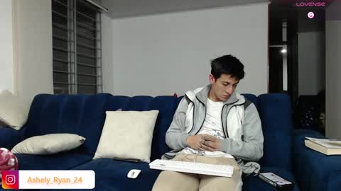 Ashley And Ryan  online show from 29, 1, 2025