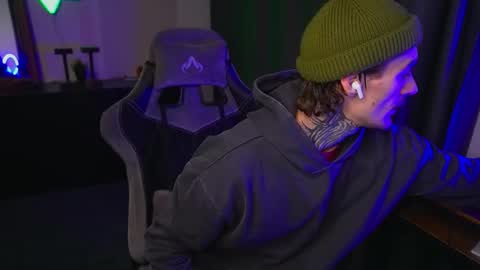 Jerk Machine online show from 8, 10, 2025