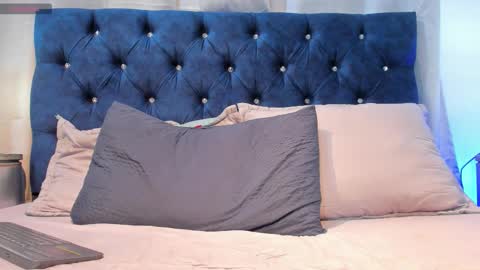 Snapshot of asher_lux chatting on 6, 3, 2026 Asher online show from 6, 3, 2026