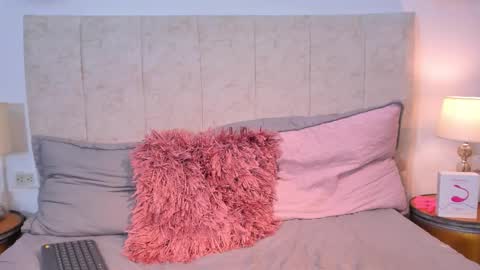 Snapshot of asher_lux chatting on 8, 3, 2026 Asher online show from 8, 3, 2026