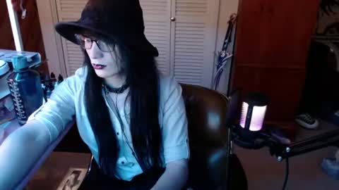 Ashley Scarlett online show from 29, 7, 2026