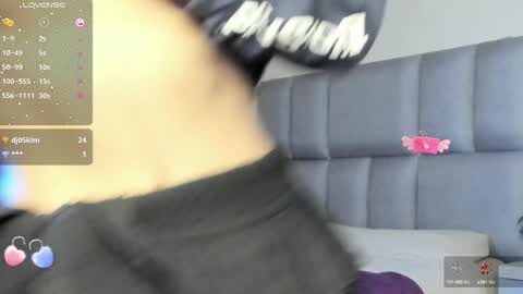 Carolina  online show from 6, 2, 2025