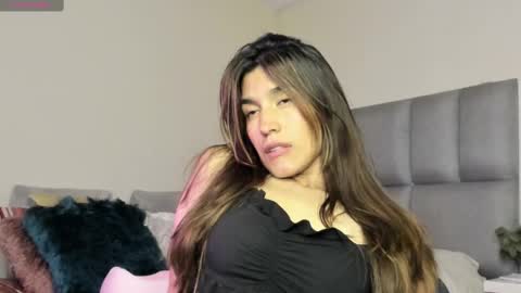 Carolina  online show from 10, 9, 2025