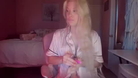 Ashley online show from 6, 6, 2026