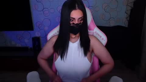   Yasmina   online show from 4, 2, 2026