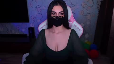 Snapshot of ashley__cooper__ chatting on 6, 4, 2026 Yasmina online show from 6, 4, 2026