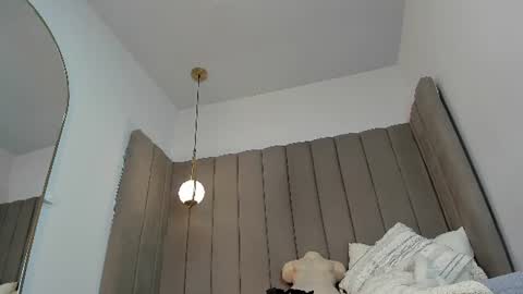 ashley_beaomunt online show from 21, 7, 2026