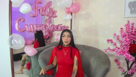 Snapshot of ashley_blum_ chatting on 4, 3, 2026 ashley_blum_ online show from 4, 3, 2026