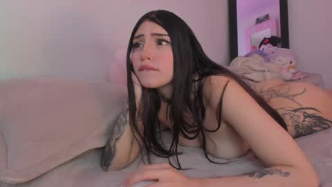ashley_js online show from 29, 4, 2026
