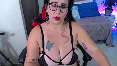  Ashley online show from 15, 2, 2025