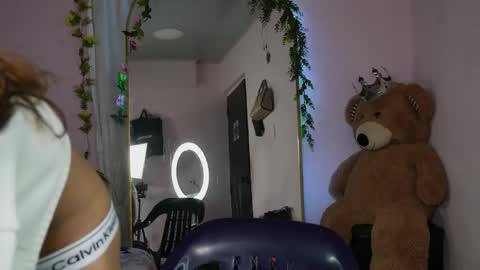 ashley_winhouse online show from 26, 4, 2026