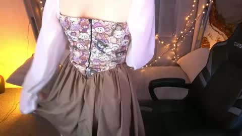 ashleybaee online show from 14, 4, 2026