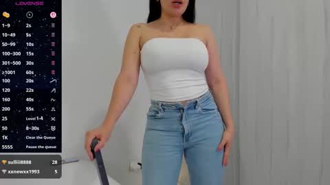 Snapshot of ashleyknightt chatting on 18, 10, 2025 Ashley knight online show from 18, 10, 2025