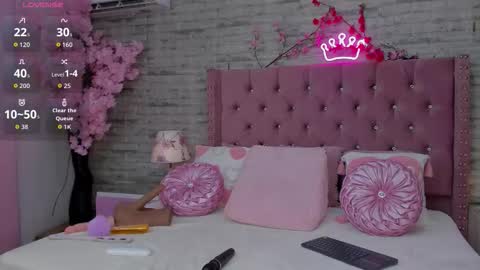 ashleynelsonn online show from 9, 1, 2026