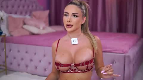 Snapshot of ashleysinnx chatting on 10, 9, 2025 Ashley online show from 10, 9, 2025