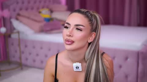 Snapshot of ashleysinnx chatting on 6, 10, 2025 Ashley online show from 6, 10, 2025