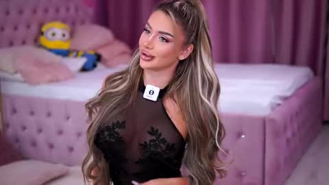 Snapshot of ashleysinnx chatting on 14, 10, 2025 Ashley online show from 14, 10, 2025