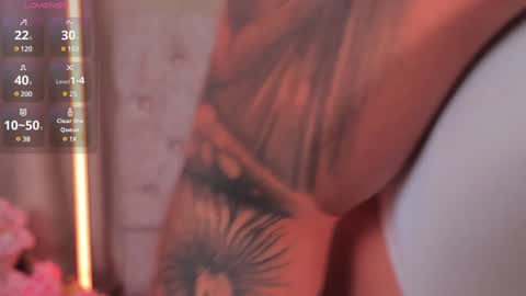 Ashley Lauren online show from 28, 1, 2025