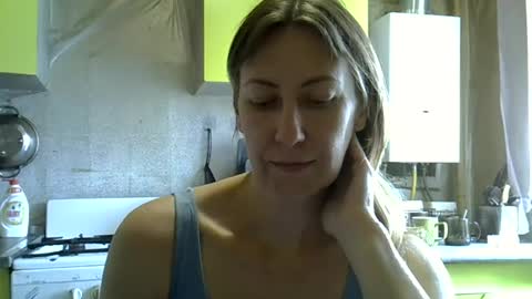 Snapshot of ashleyxhoney chatting on 26, 6, 2026 AshleyXHoney online show from 26, 6, 2026