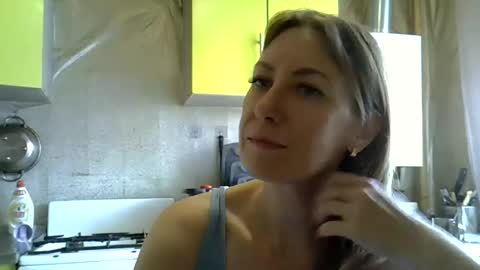 Snapshot of ashleyxhoney chatting on 2, 7, 2026 AshleyXHoney online show from 2, 7, 2026